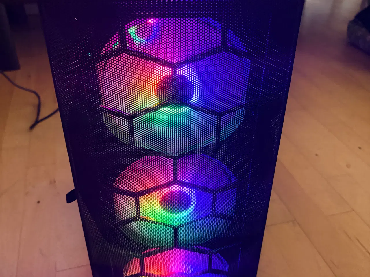 Billede 2 - Selvbygget gaming pc rtx 3050 ryzen 5 2600X