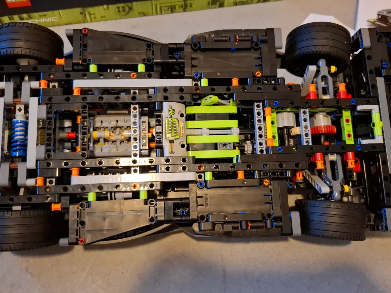 Billede 5 - PEUGEOT 9X8 24H Le Mans, Lego Technic 42156