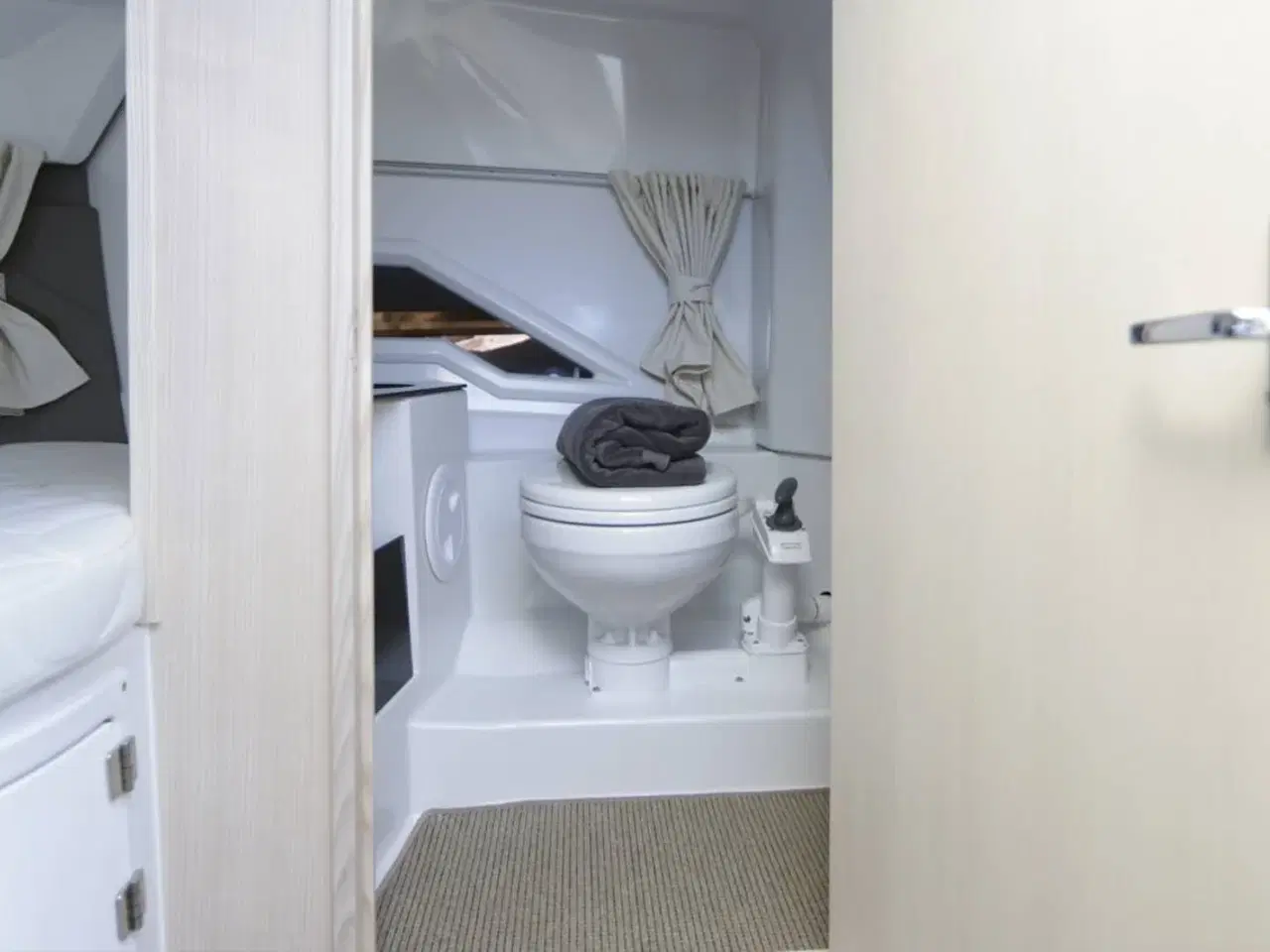 Billede 25 - Finnmaster T8 - Yamaha 300 HK/Udstyr