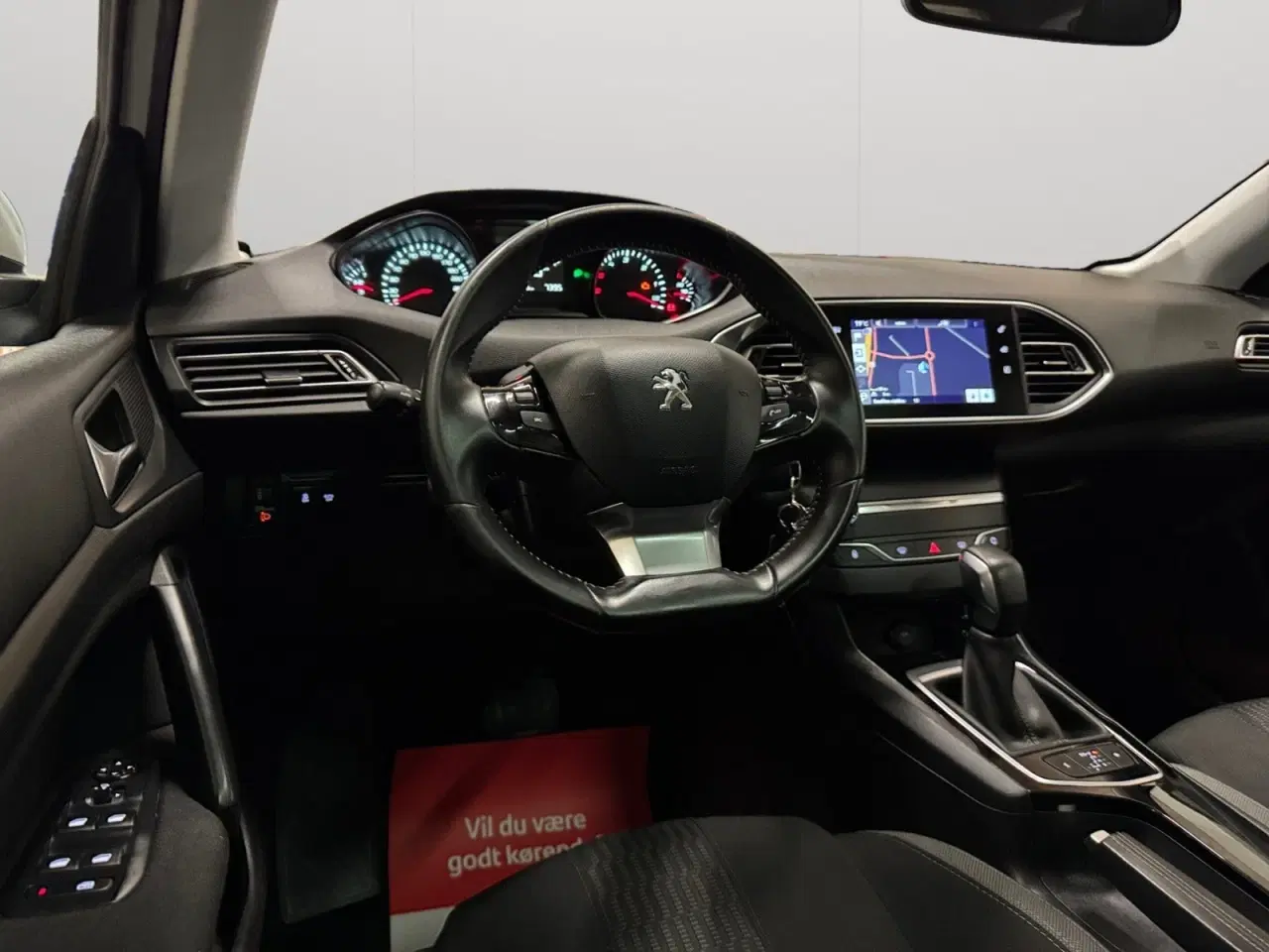 Billede 5 - Peugeot 308 1,6 BlueHDi 120 Allure Sky SW EAT6
