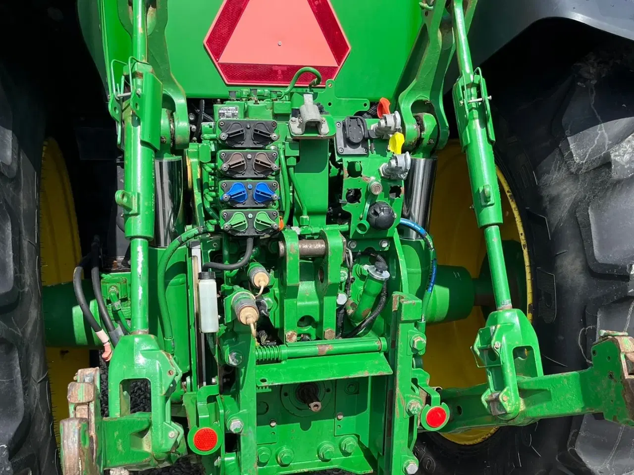 Billede 6 - John Deere 7230R Med frontlift. Stor stærk traktor til små penge