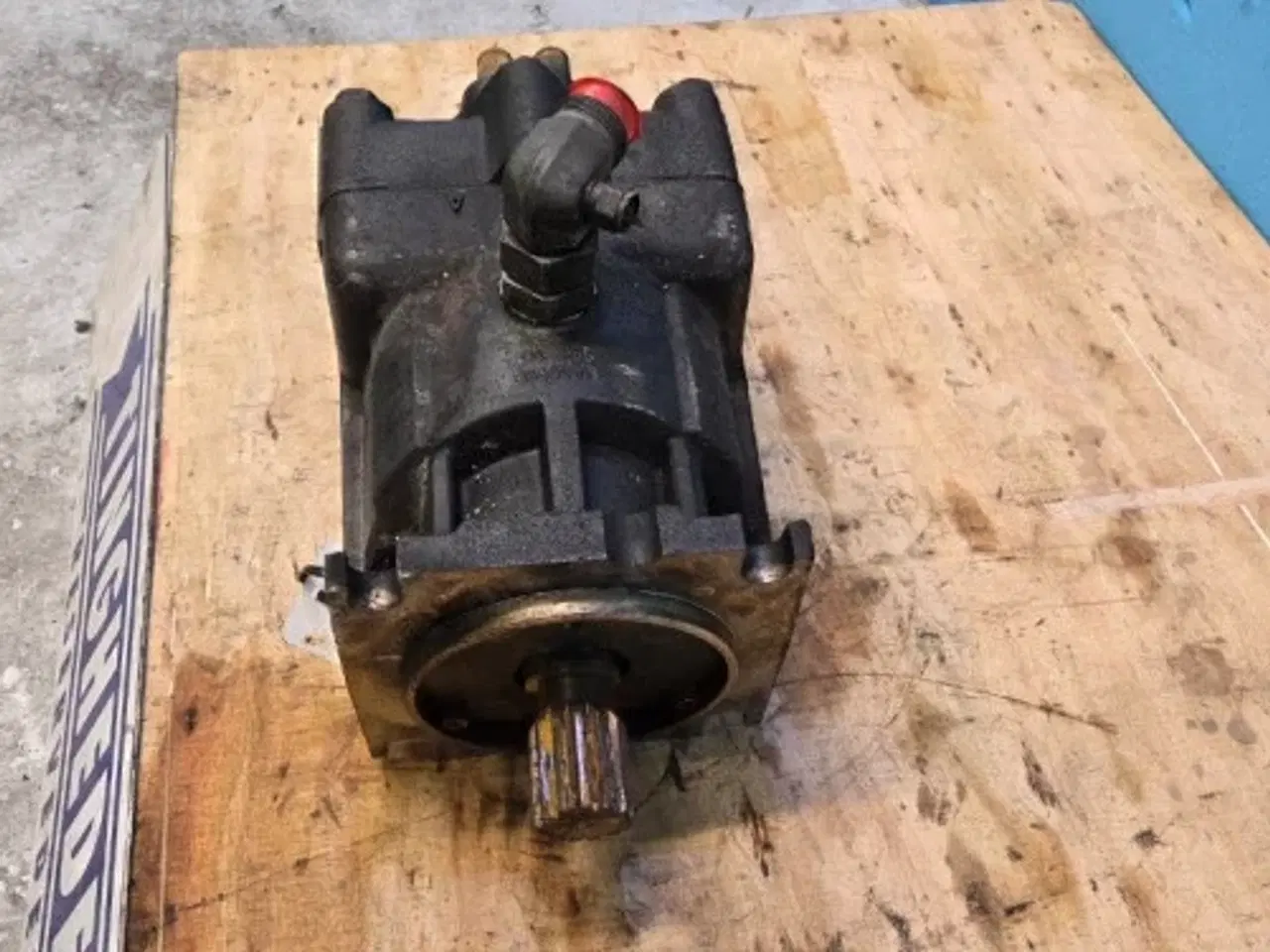 Billede 14 - New Holland CR9.90 Hydrostatmotor 84819681