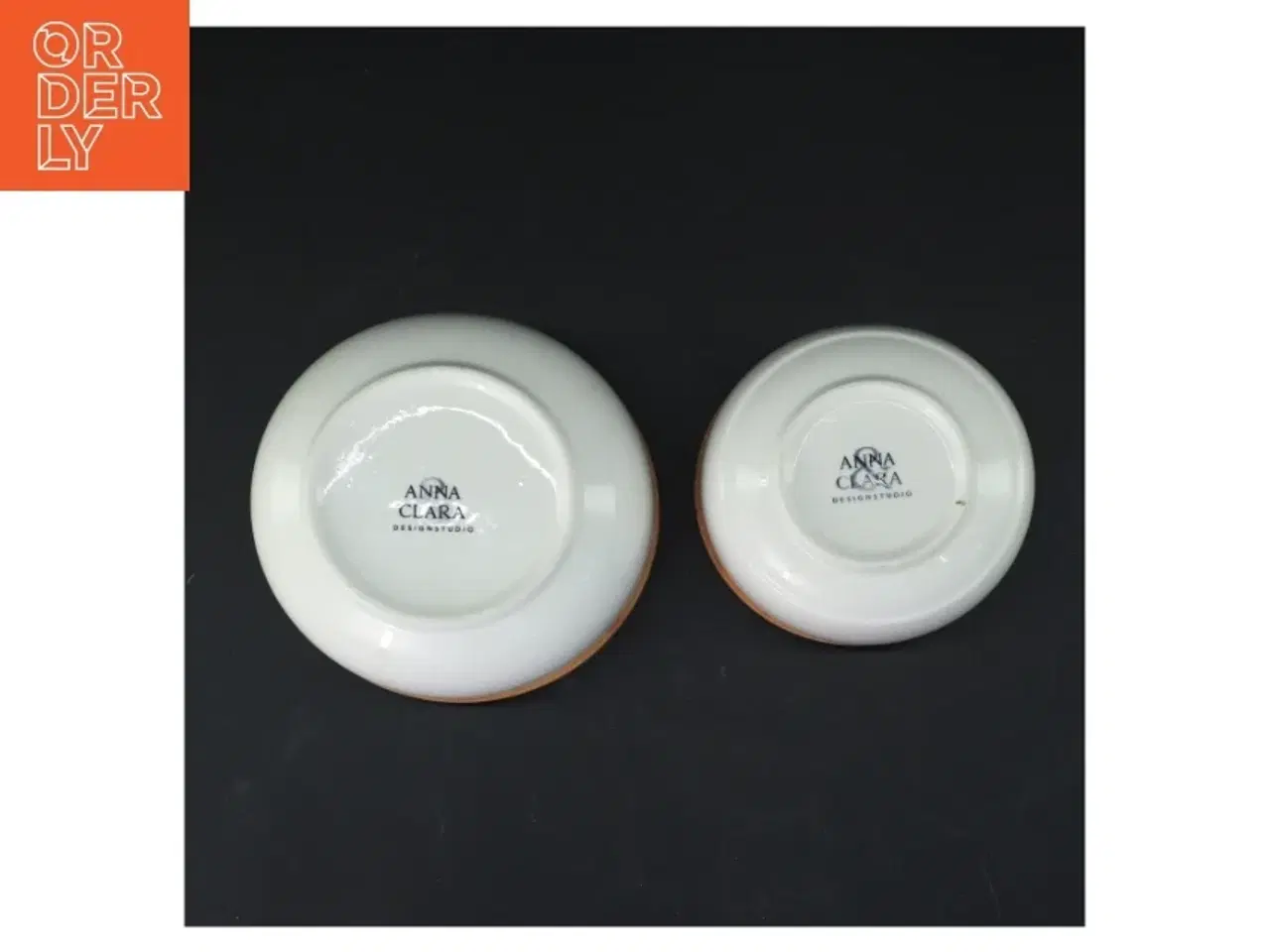 Billede 4 - Sæt af to opbevaringsskåle med trælåg fra Anna & Clara (str. Ø. 10,5 cm. og. ø. 13 cm)