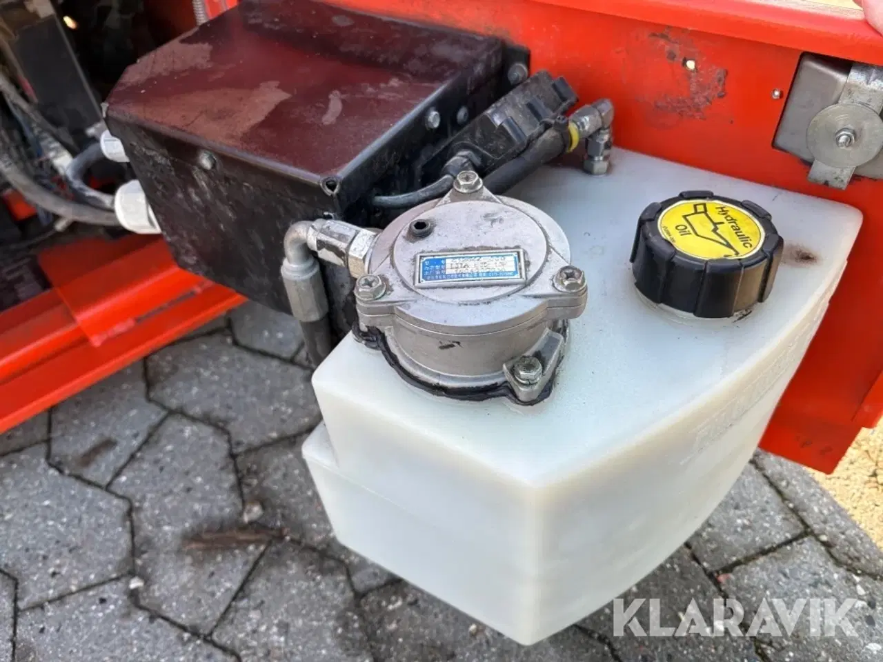 Billede 9 - Søjlelift Snorkel M1230E