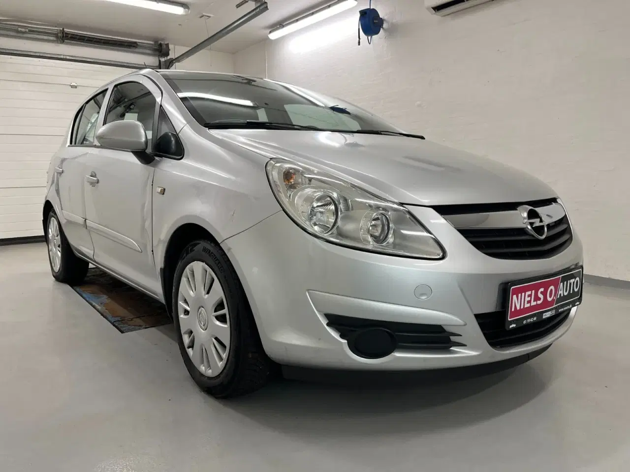 Billede 2 - Opel Corsa 1,2 16V Enjoy Easytr.