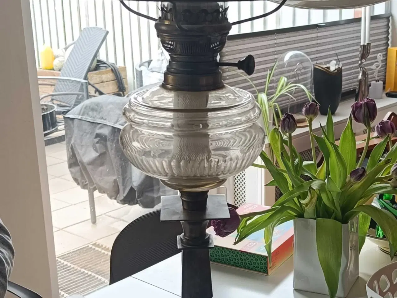 Billede 1 - Antik petroliumslampe