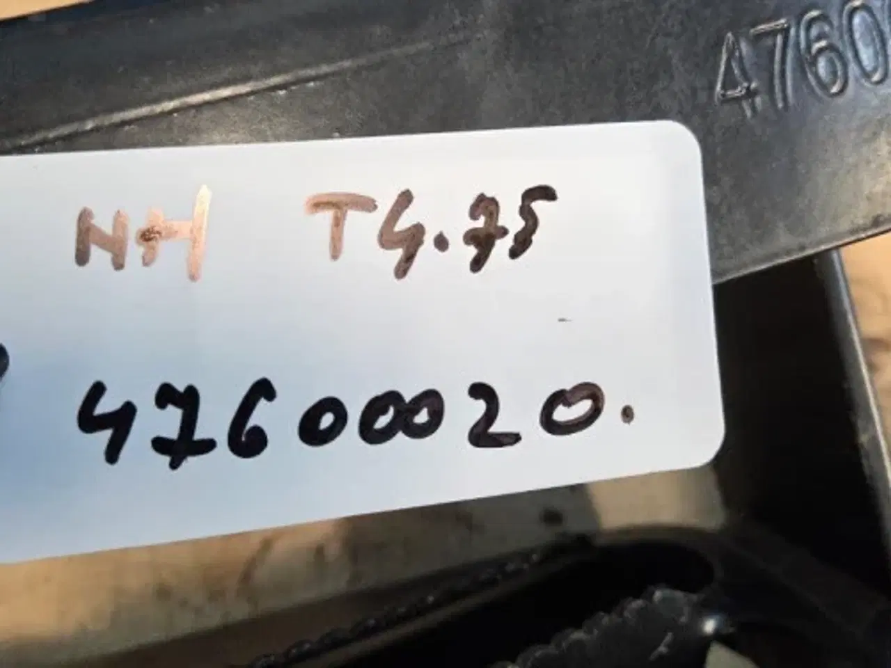 Billede 15 - New Holland T4.75 Stige 47600020  4Stk