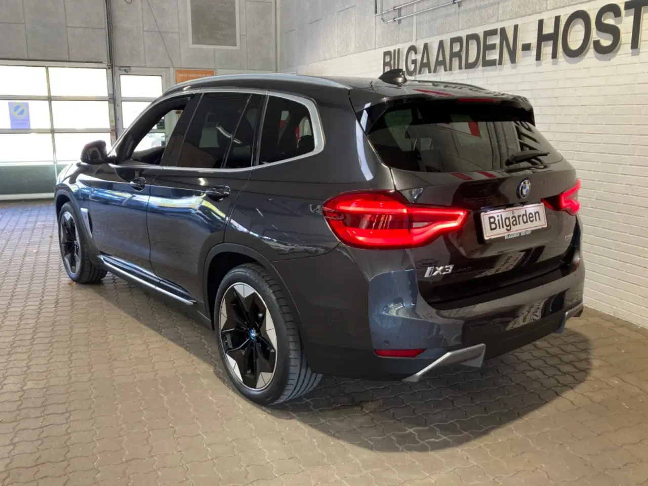 Billede 3 - BMW iX3  Charged Impressive