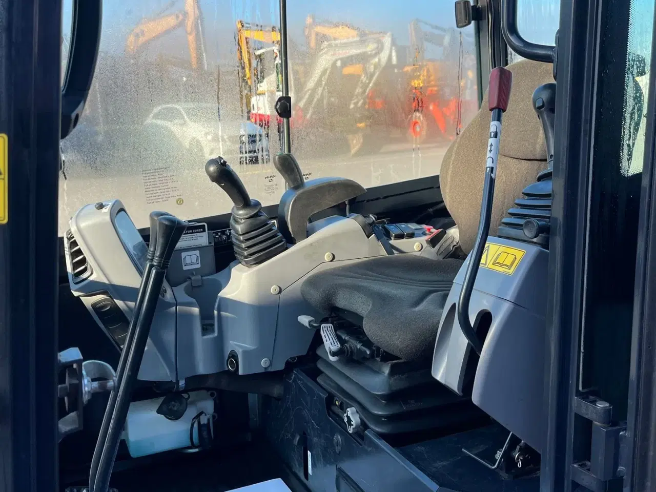 Billede 6 - Kubota kx027-4 rotortilt svensker skovl og 2 graveskovle