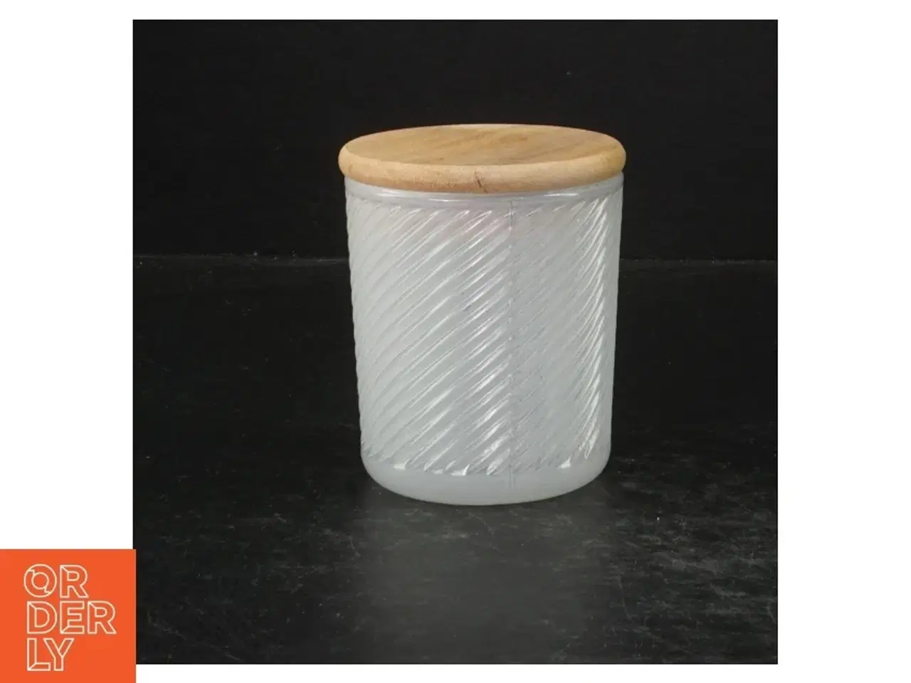 Billede 2 - Glasbeholder med trælåg (str. 9 cm)