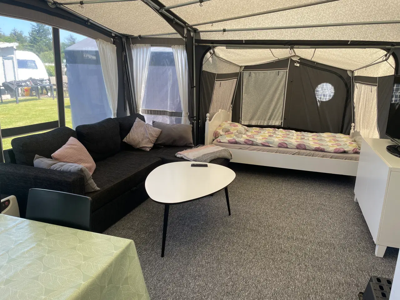 Billede 4 - Fastliggervogn på Jambo Feriepark