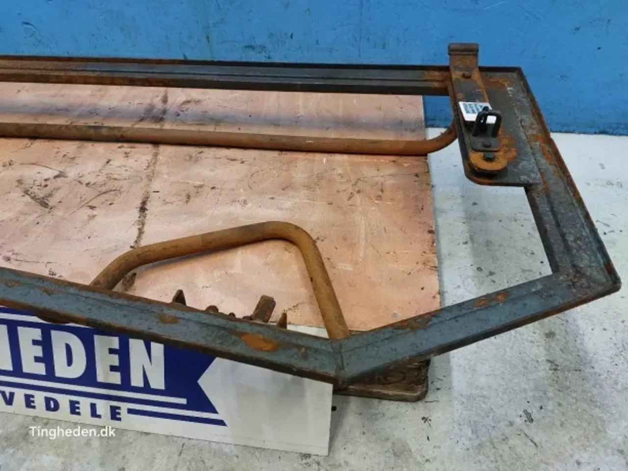 Billede 10 - Case 821E Dørtætning 84144153