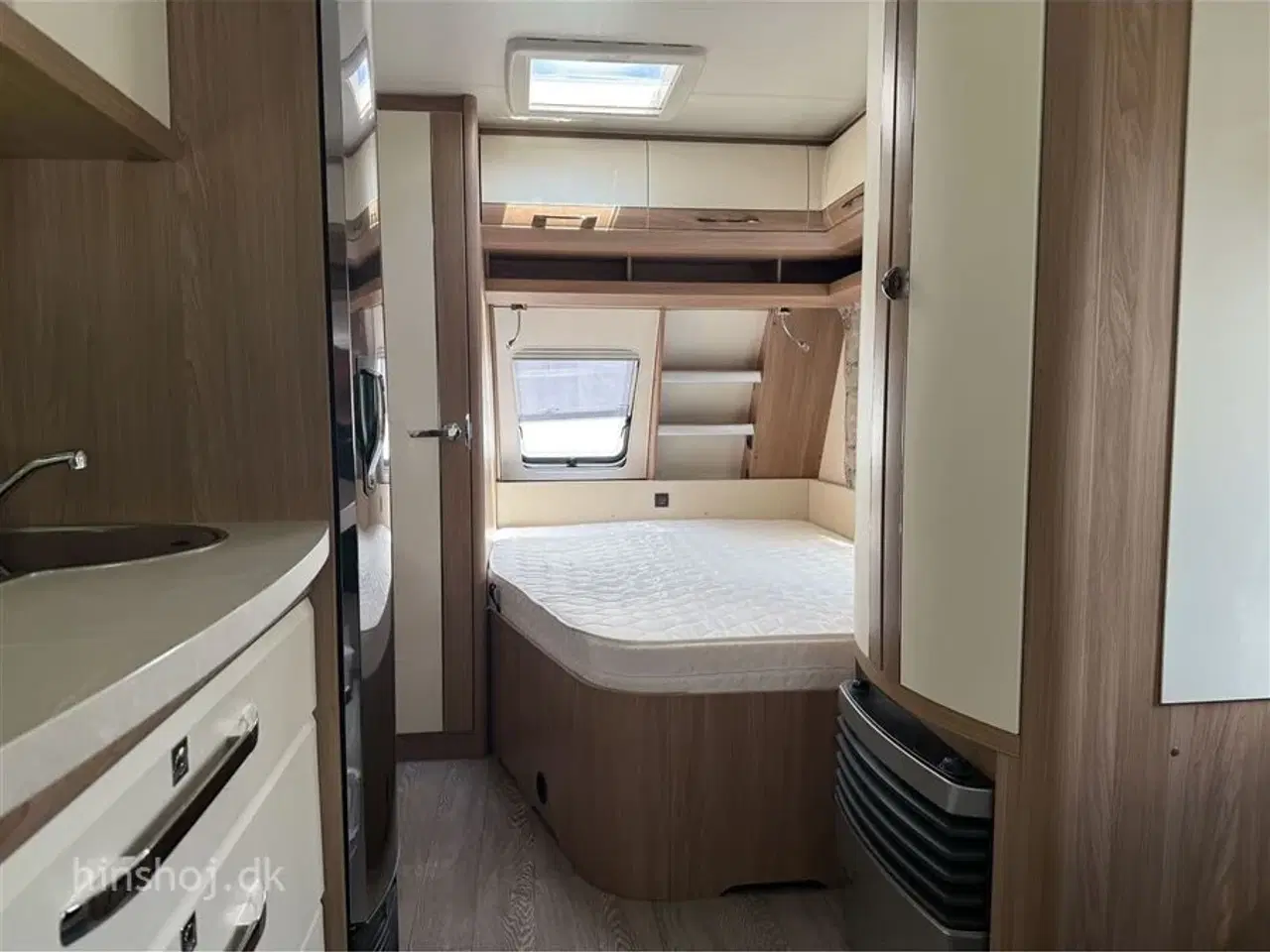 Billede 5 - 2018 - Hobby De Luxe 460 UFe   Dejlig vogn med rundsidegruppe og franskseng fra Hinshøj Caravan A/S