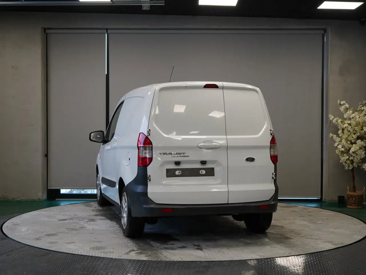 Billede 4 - FORD Transit Courier 1.5 TDCI – flere på auktion