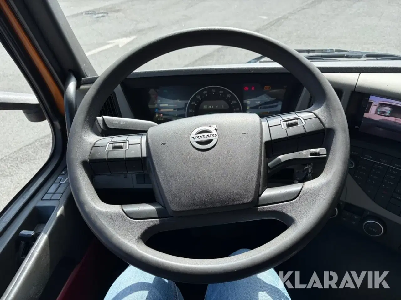 Billede 7 - Renovationsvogn med tagmonteret kran Volvo FM-420 Euro 6