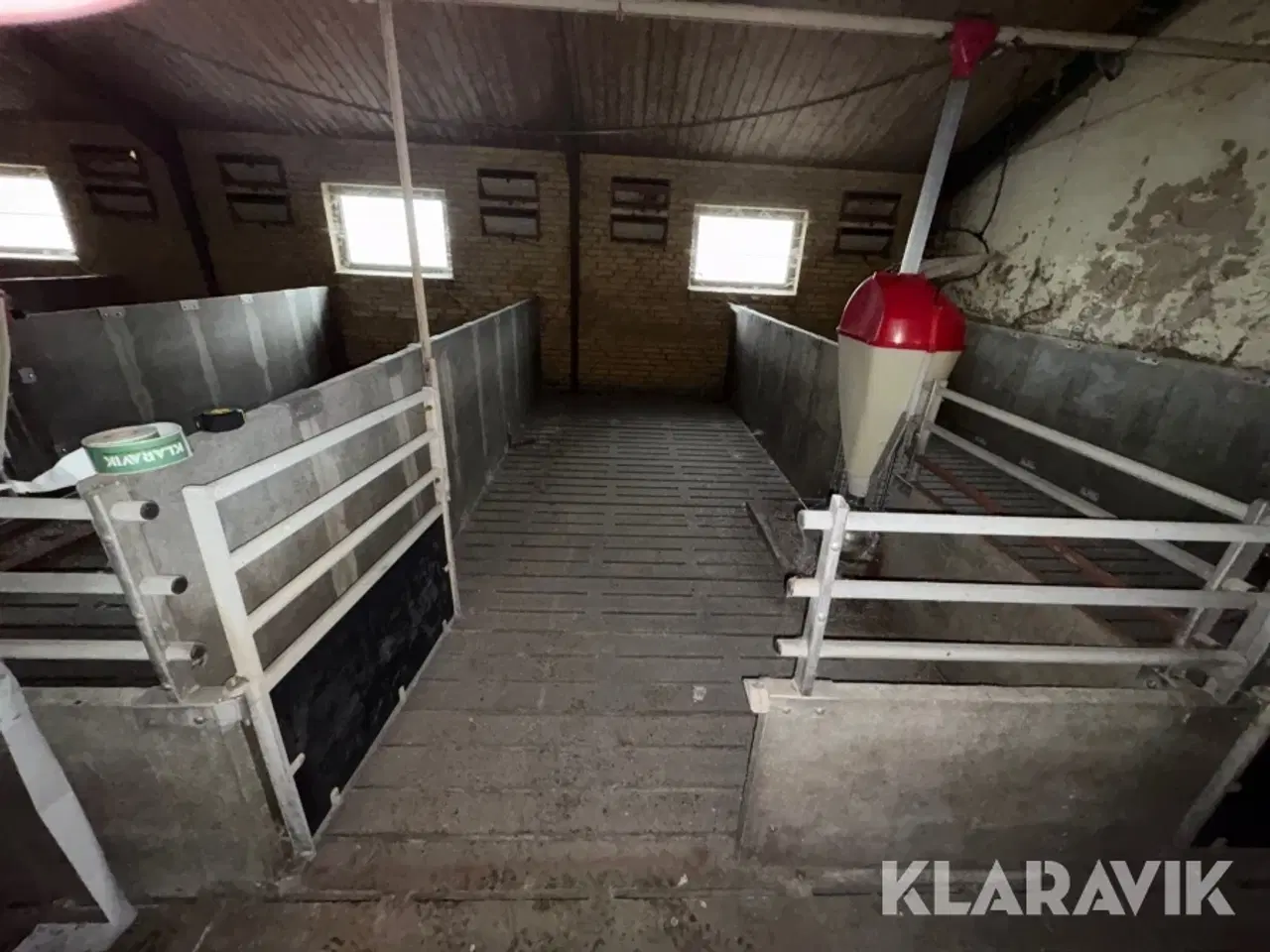 Billede 6 - Staldinventar 40 stier i alt