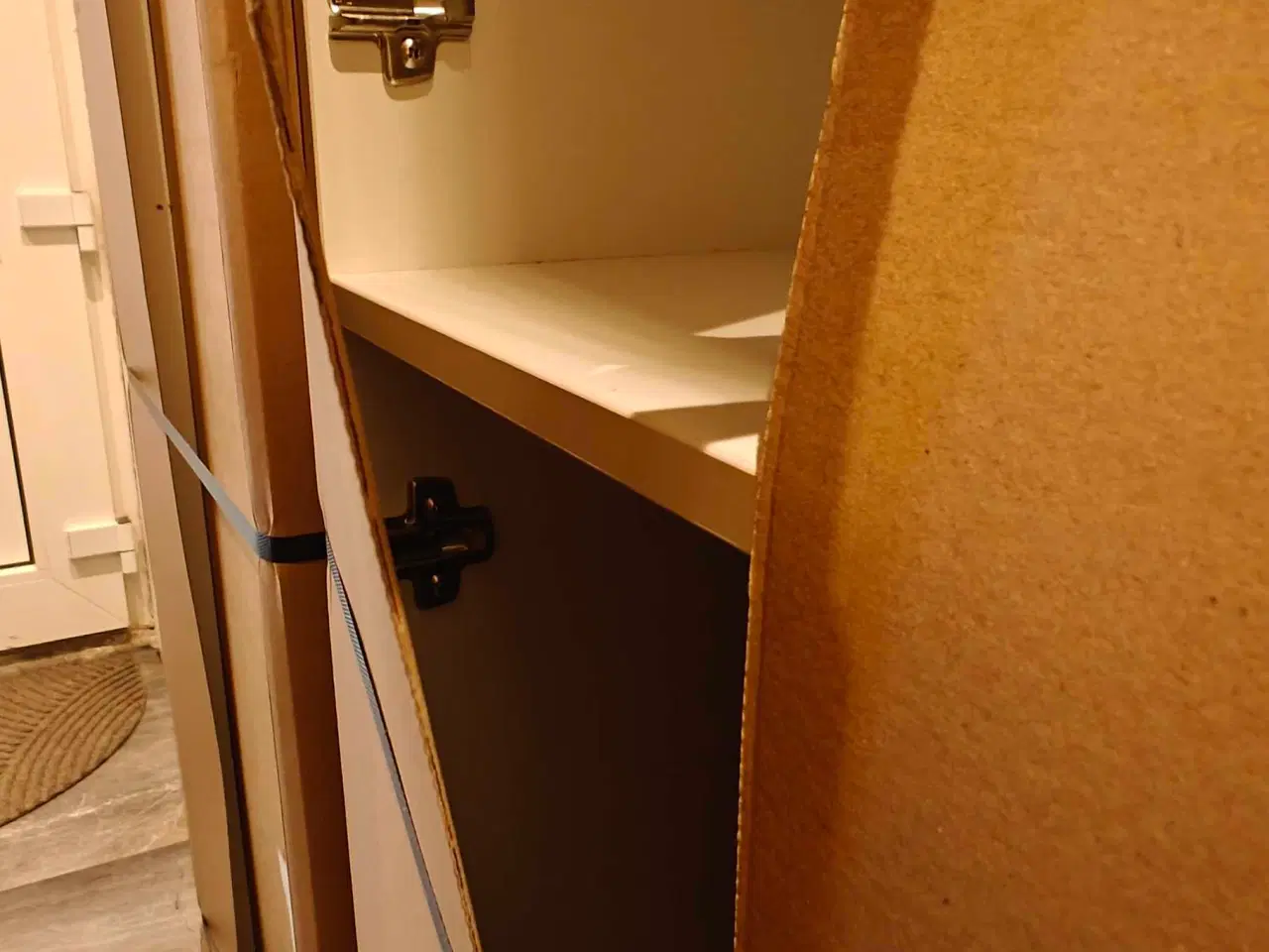 Billede 2 - Korpus til skabe