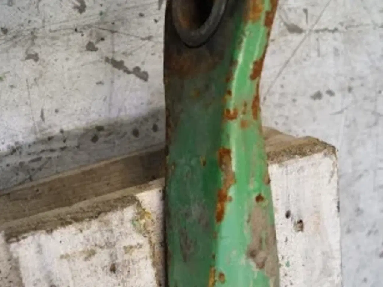 Billede 3 - John Deere 4040 R.H. Liftarm AR80666