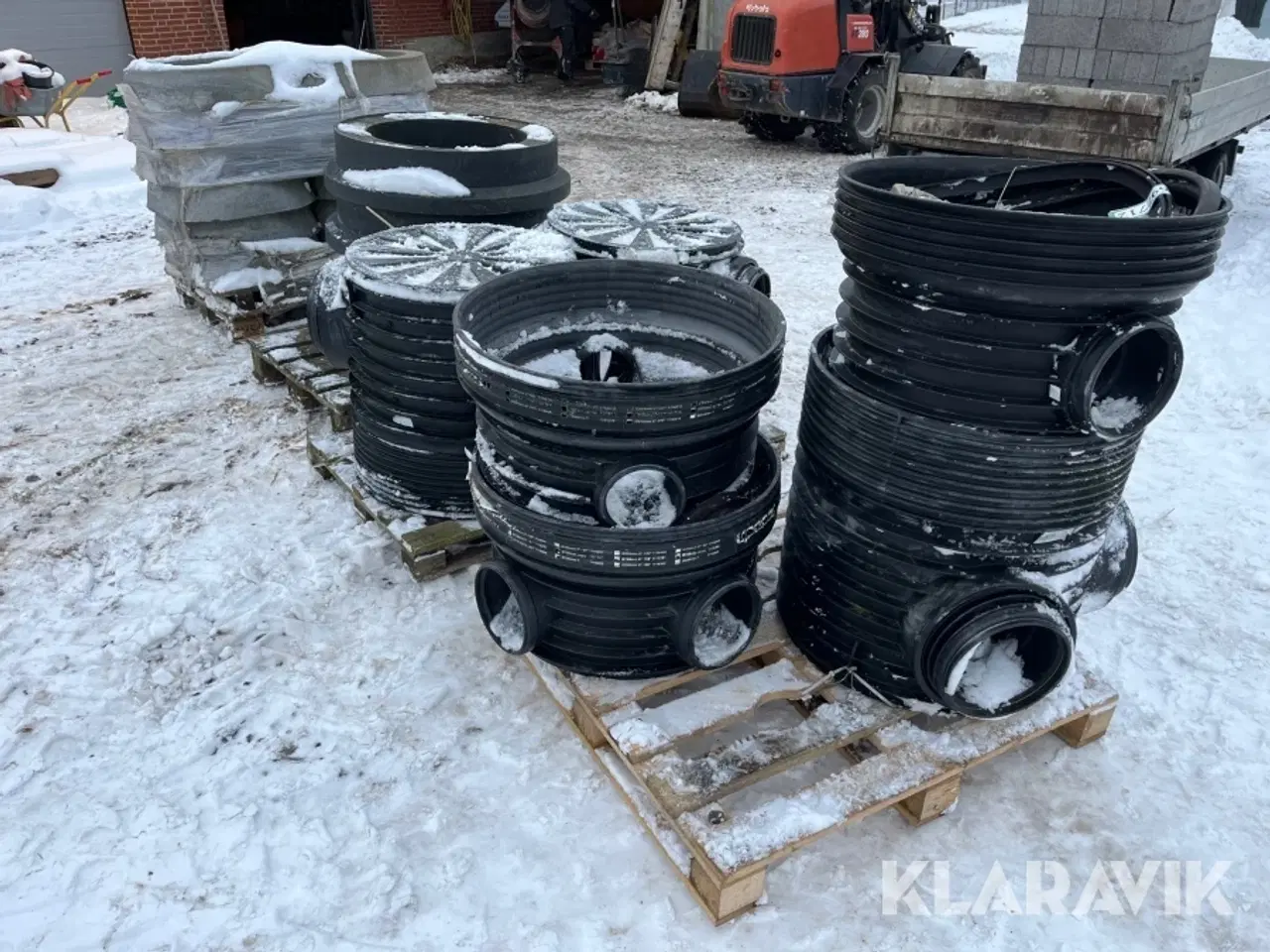 Billede 3 - Brønde og brøndkarme 4 paller