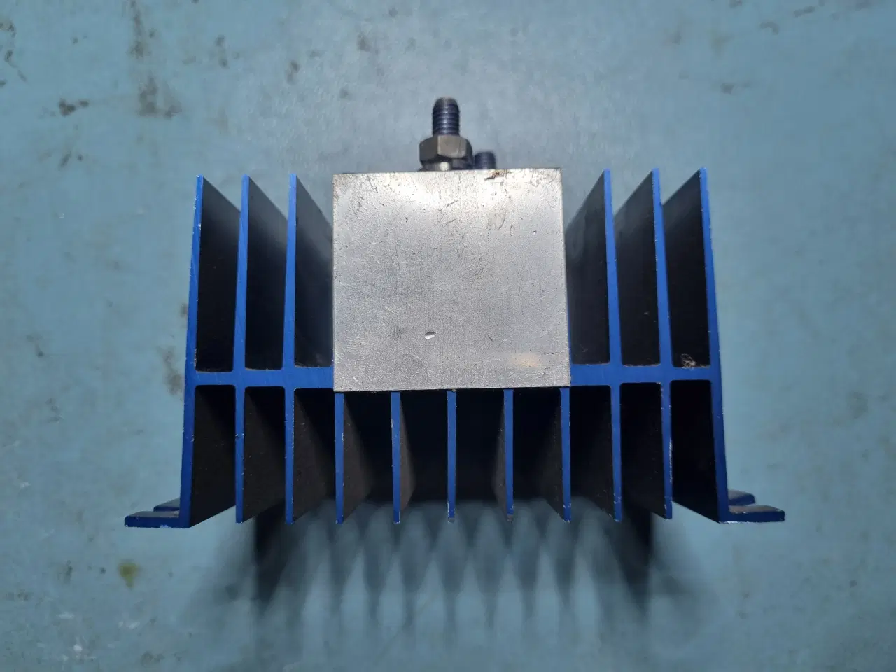 Billede 3 - Batteri isolator 70A, til 2 batterier. Model 702