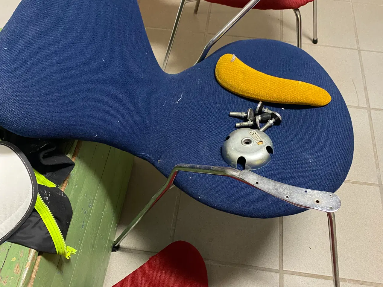 Billede 2 - Arne Jacobsen 3207 med armlæn