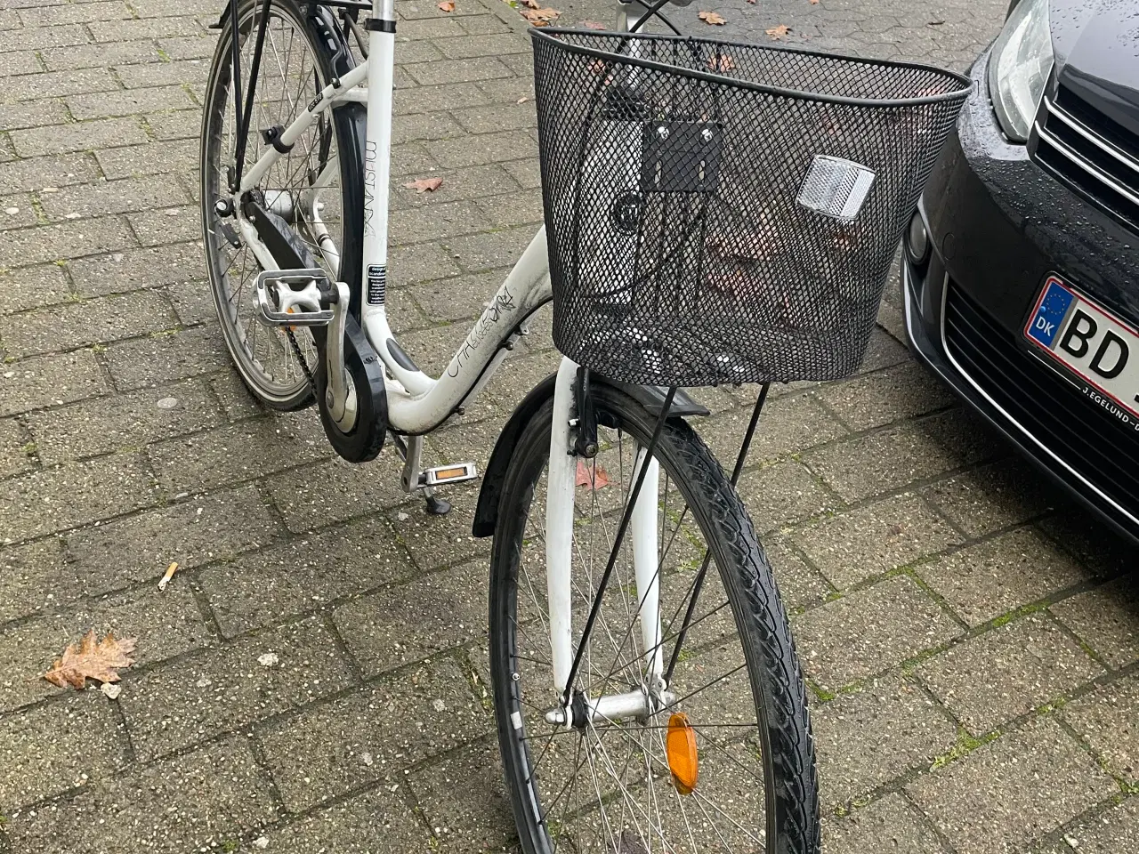 Billede 1 - damecykel. Mustang  28 tommer   3 gear,