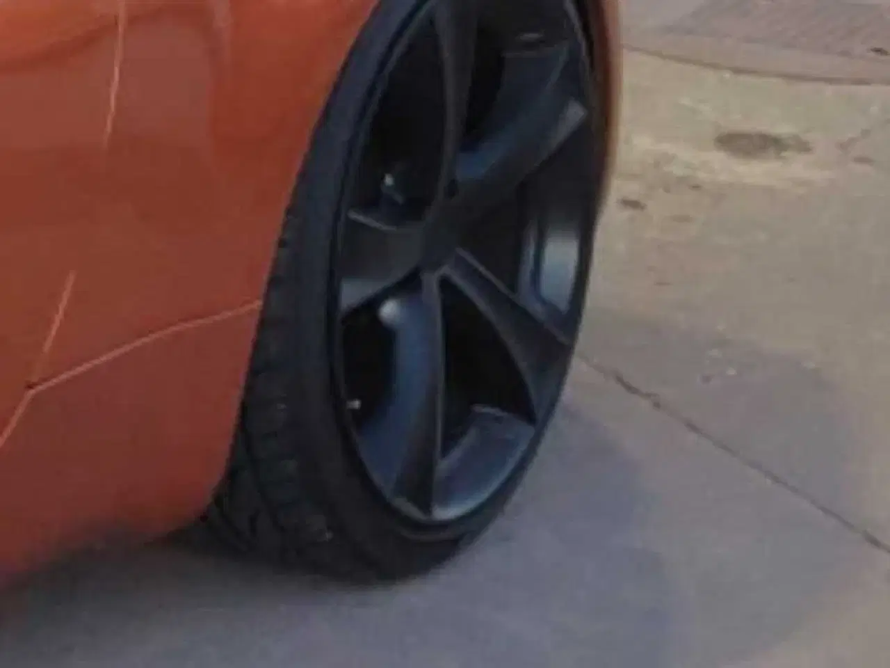 Billede 1 - 4x 20" alufælge med nye sommerdæk sælges 