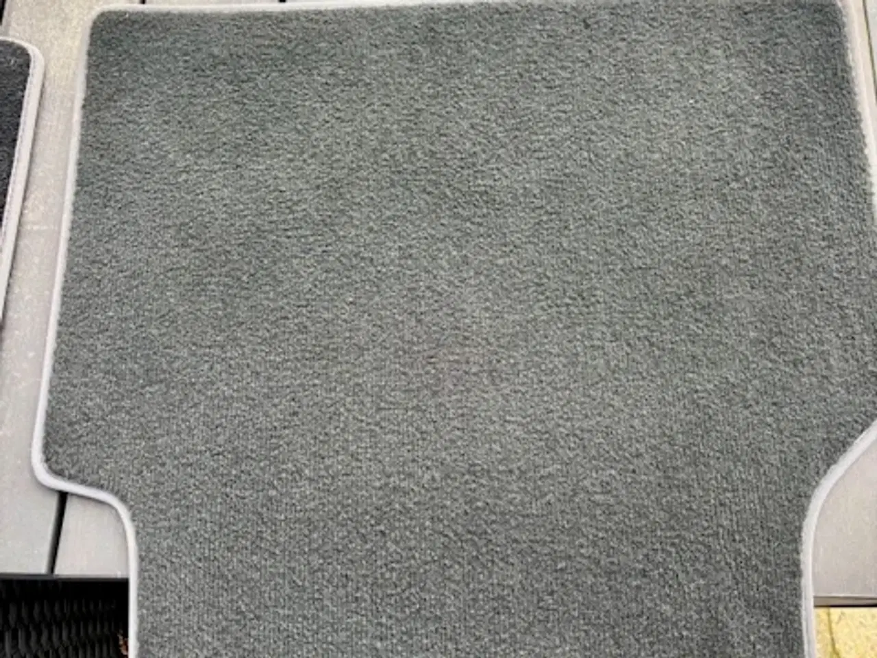 Billede 2 - Originale VW-måtter til ID.4