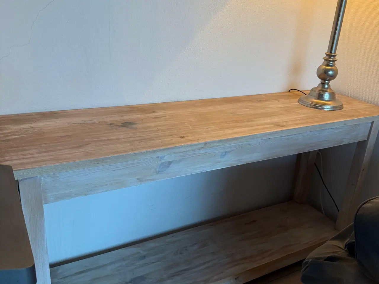 Billede 2 - chatol som er hvid bajset 