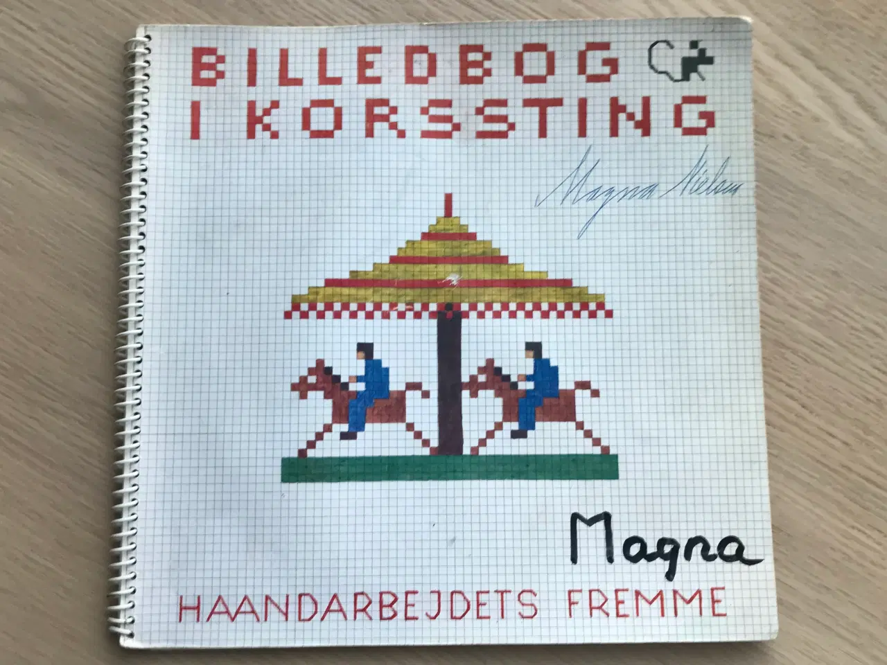 Billede 1 - Billedbog og Korssting