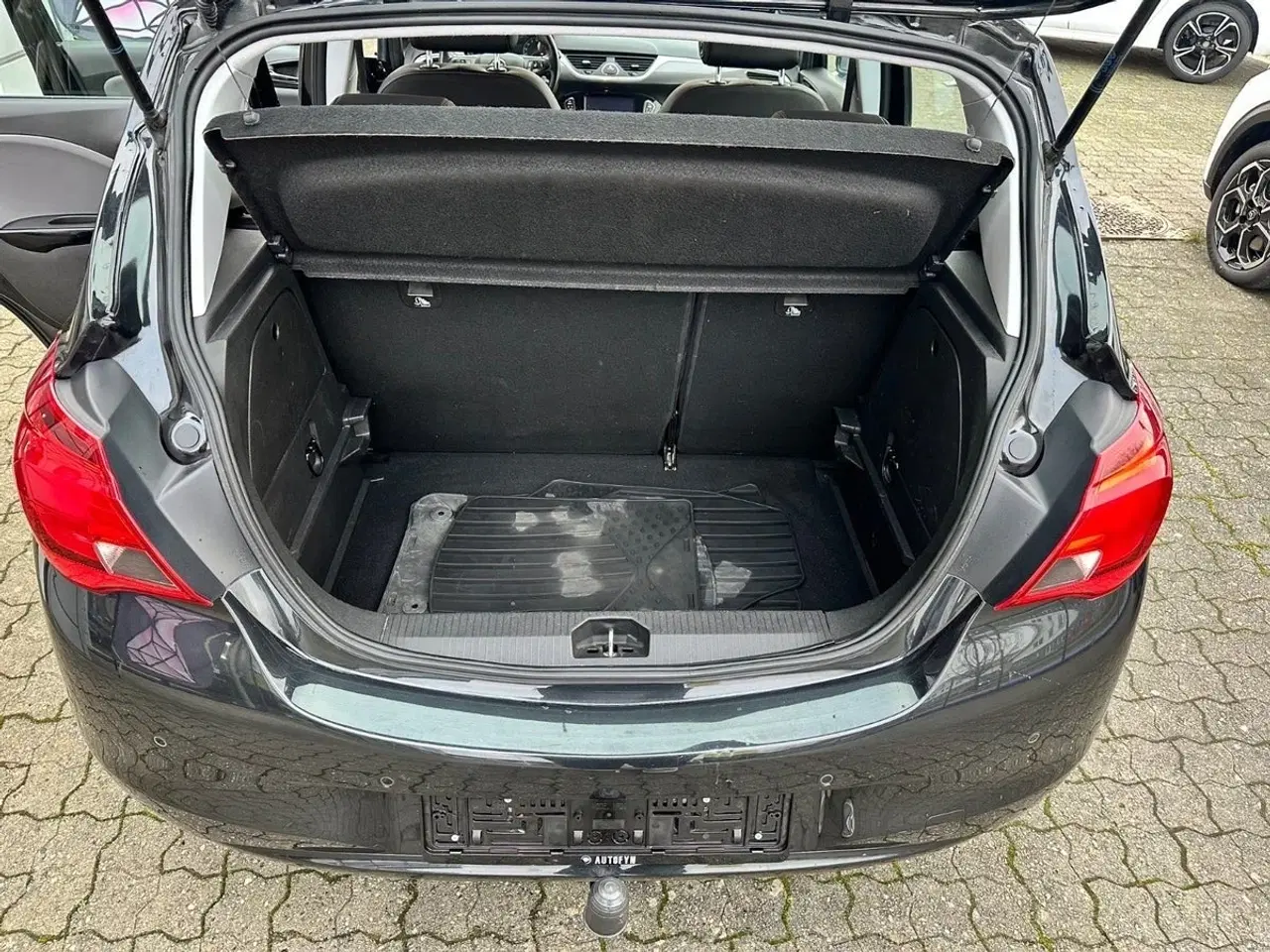Billede 11 - Opel Corsa 1,4 16V Cosmo aut.