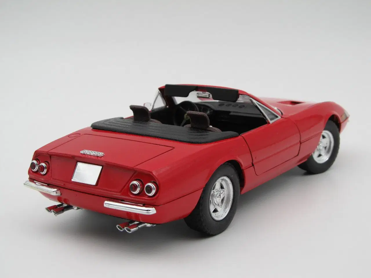 Billede 3 - 1968 Ferrari Daytona 365 GTS/4 1:18 