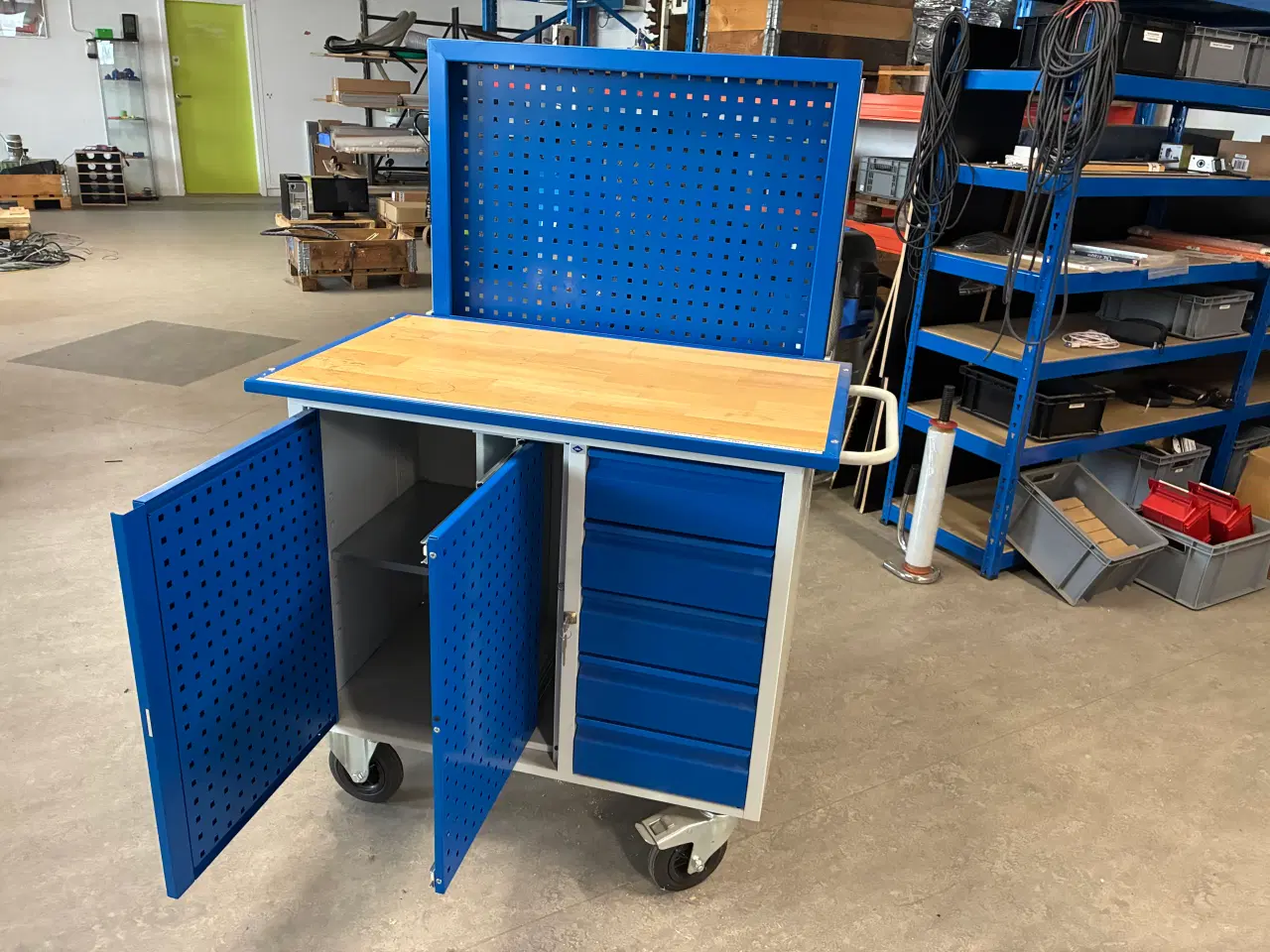 Billede 2 - Blika værktøjsvogn