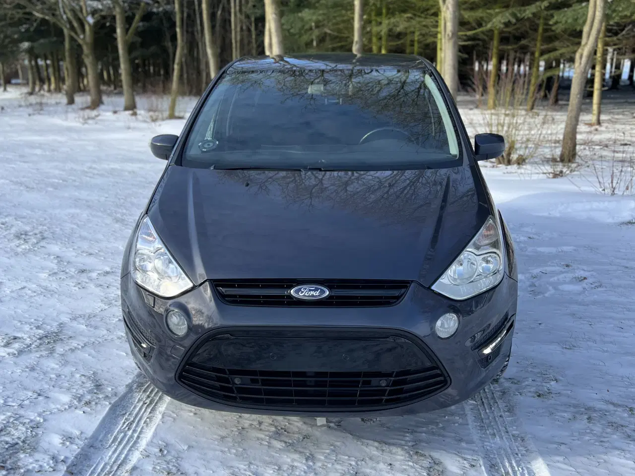 Billede 5 - Dejlig stor og rumlig 7 personers bil