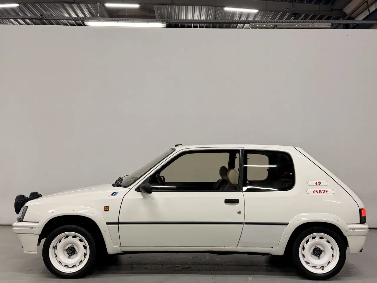 Billede 16 - Peugeot 205 1.9 Rallye look 
