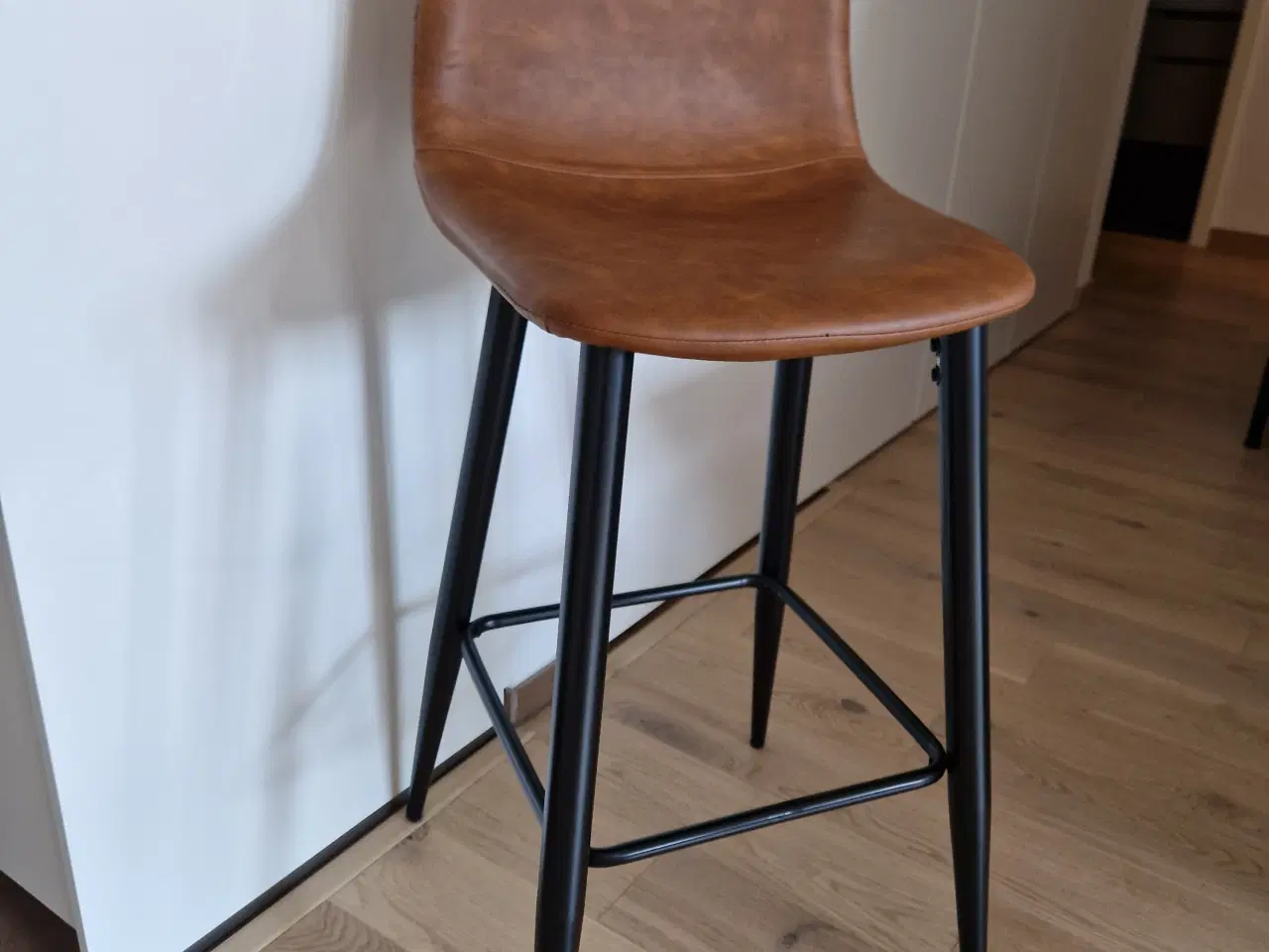 Billede 1 - 2 barstole / 2 Kitchen stools