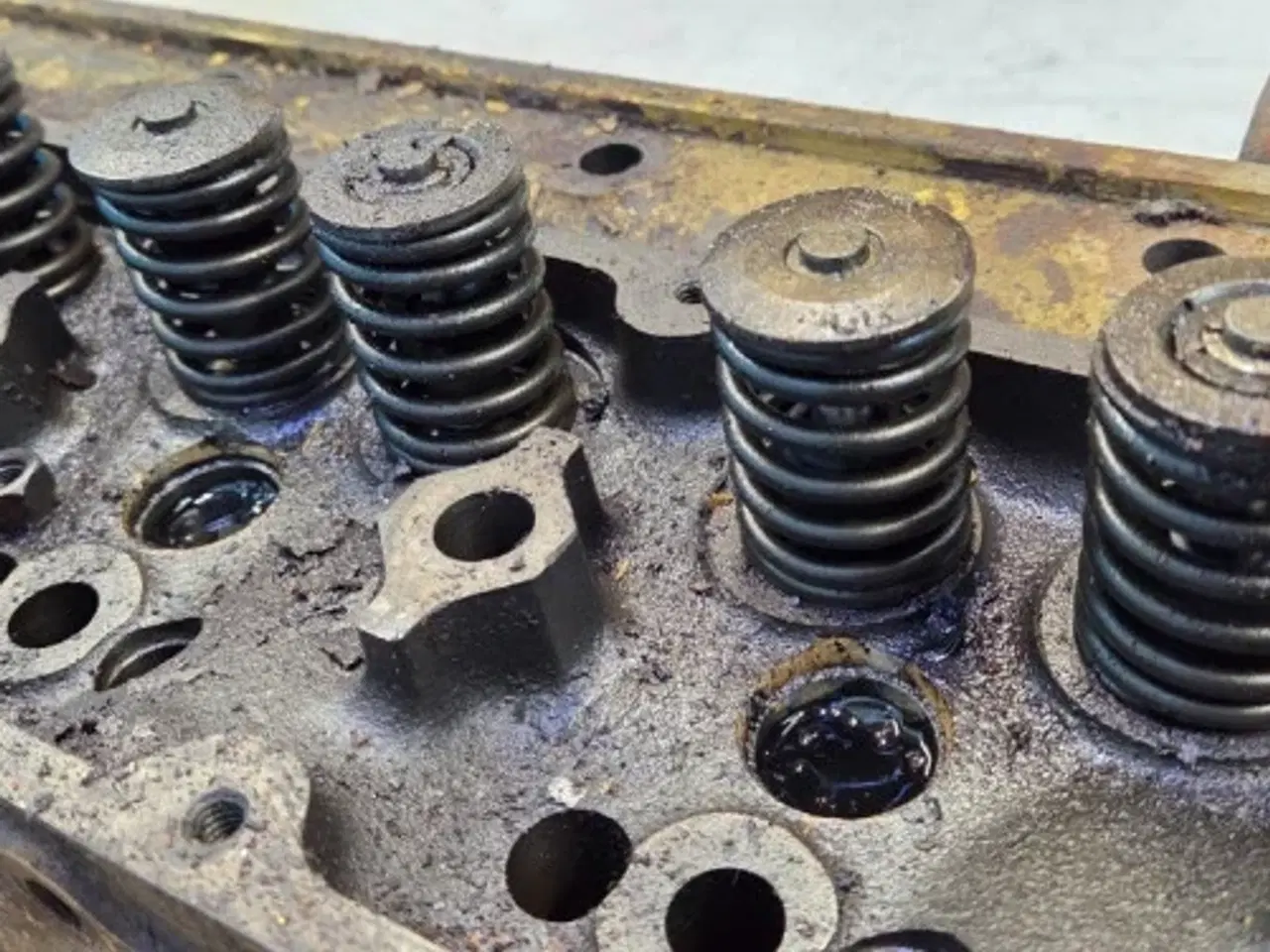 Billede 19 - Ford 675TA Topstykke 87840240