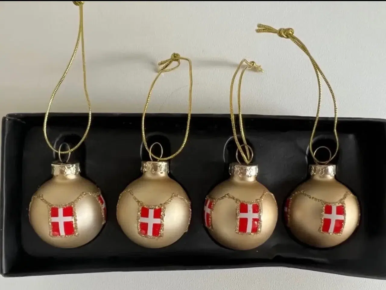 Billede 1 - Julekugler - Det Gamle Apotek
