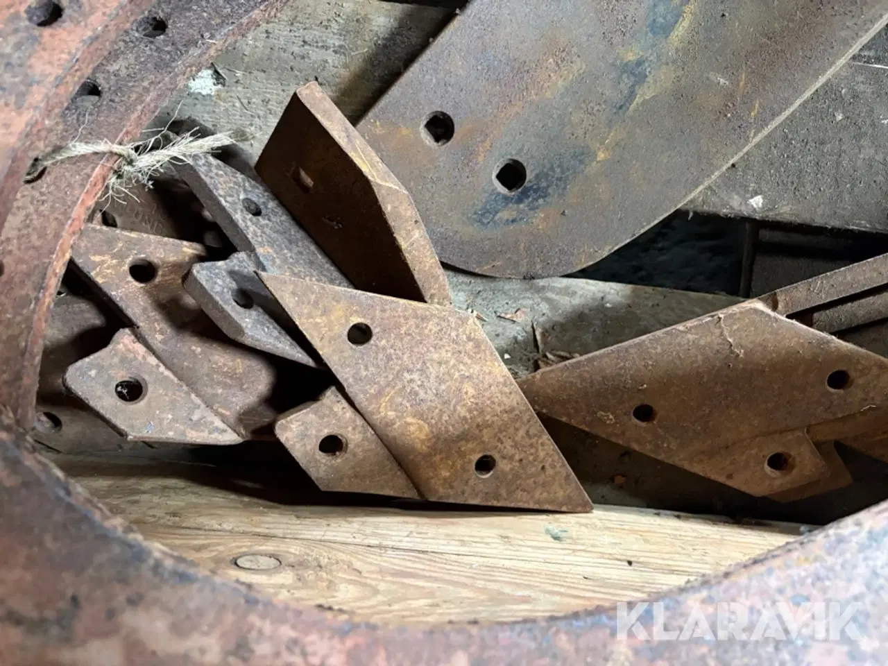 Billede 9 - Dele til Bovlund plov