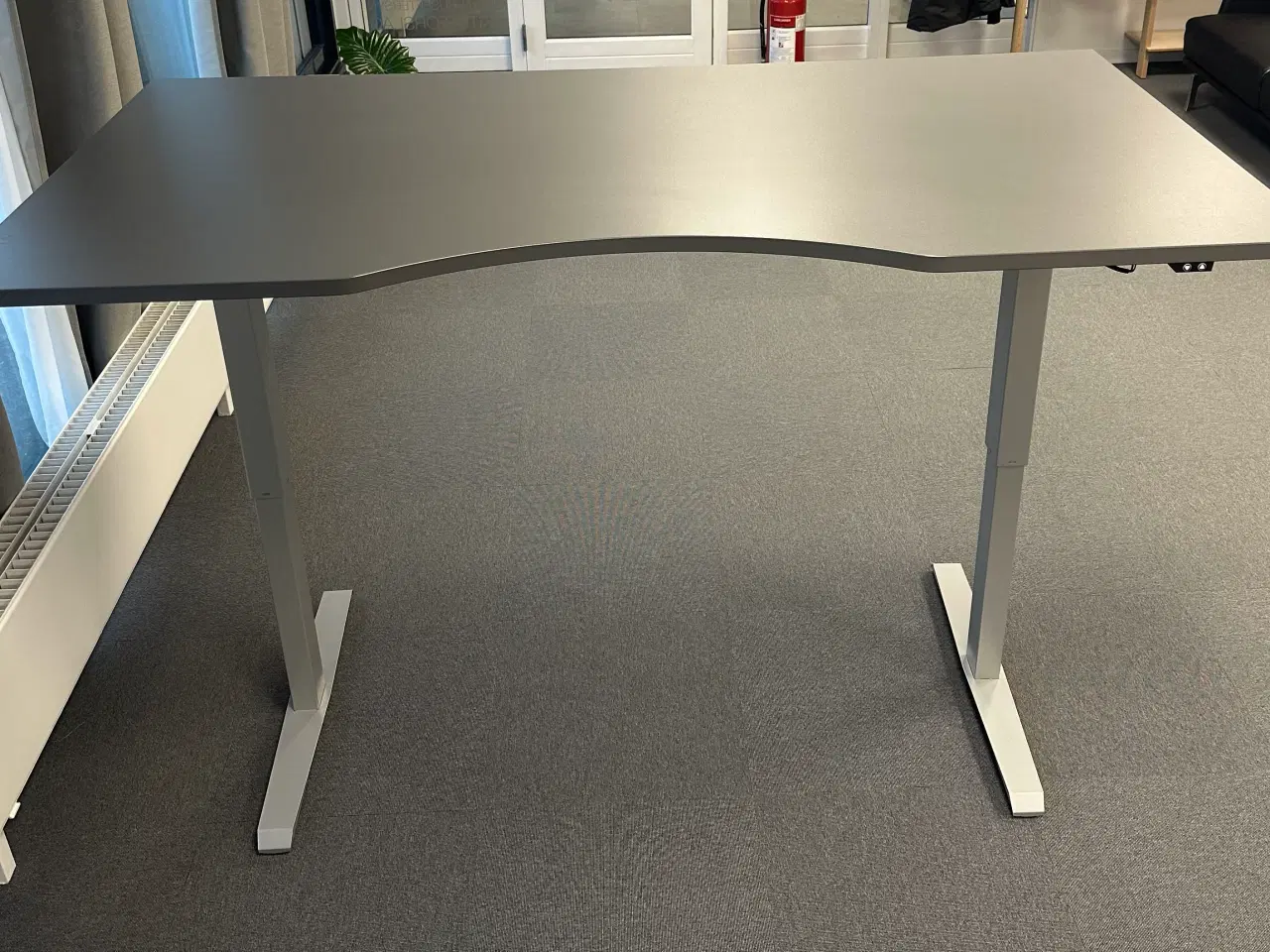 Billede 2 - Hæve sænkebord - 3stk.