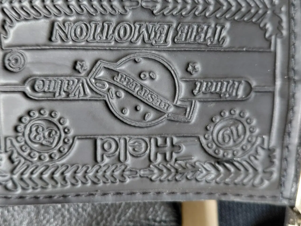 Billede 9 - Lækkert MC tøj i læder (kvinde)