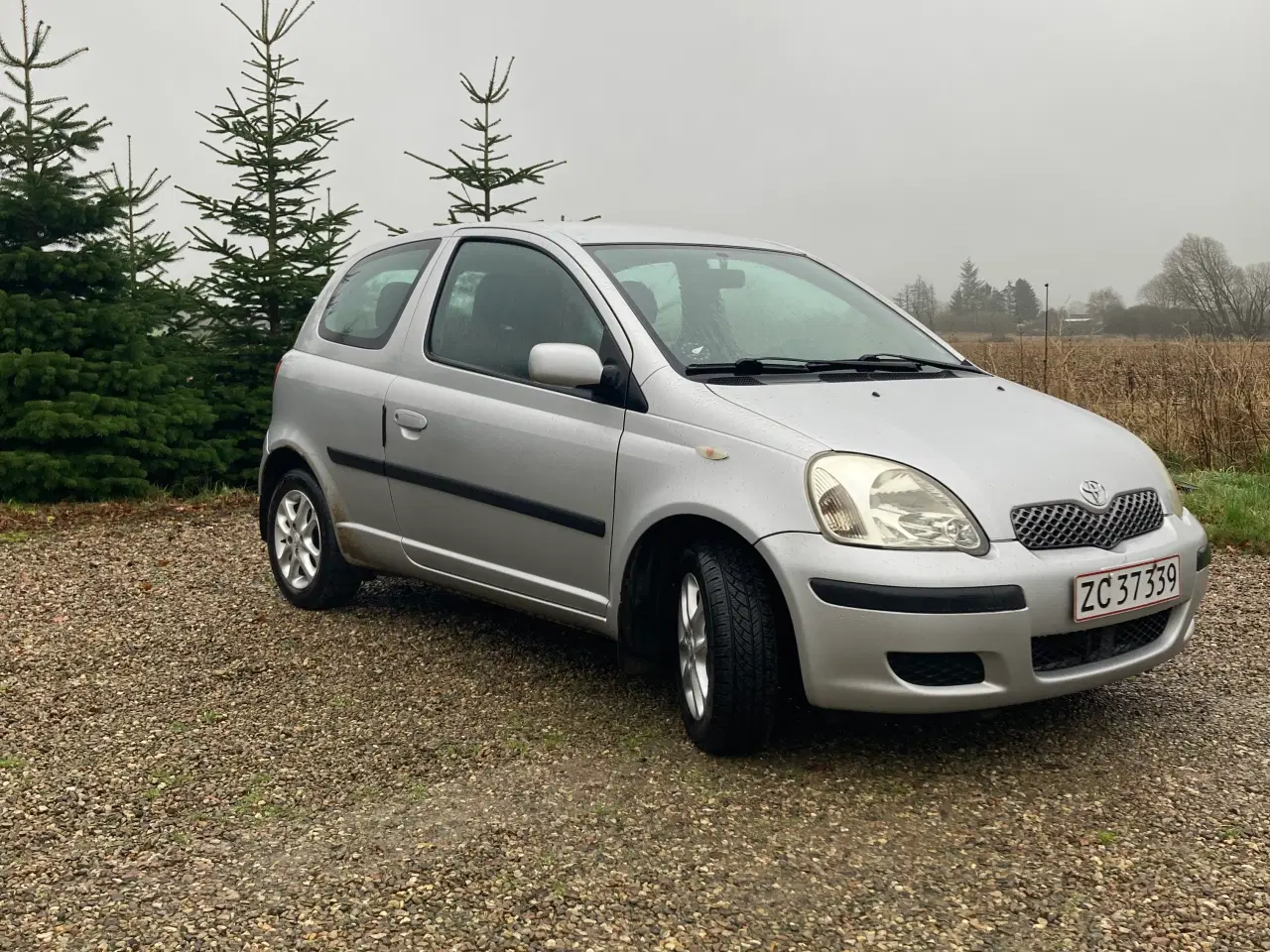 Billede 1 - Toyota Yaris 1,3 Luna