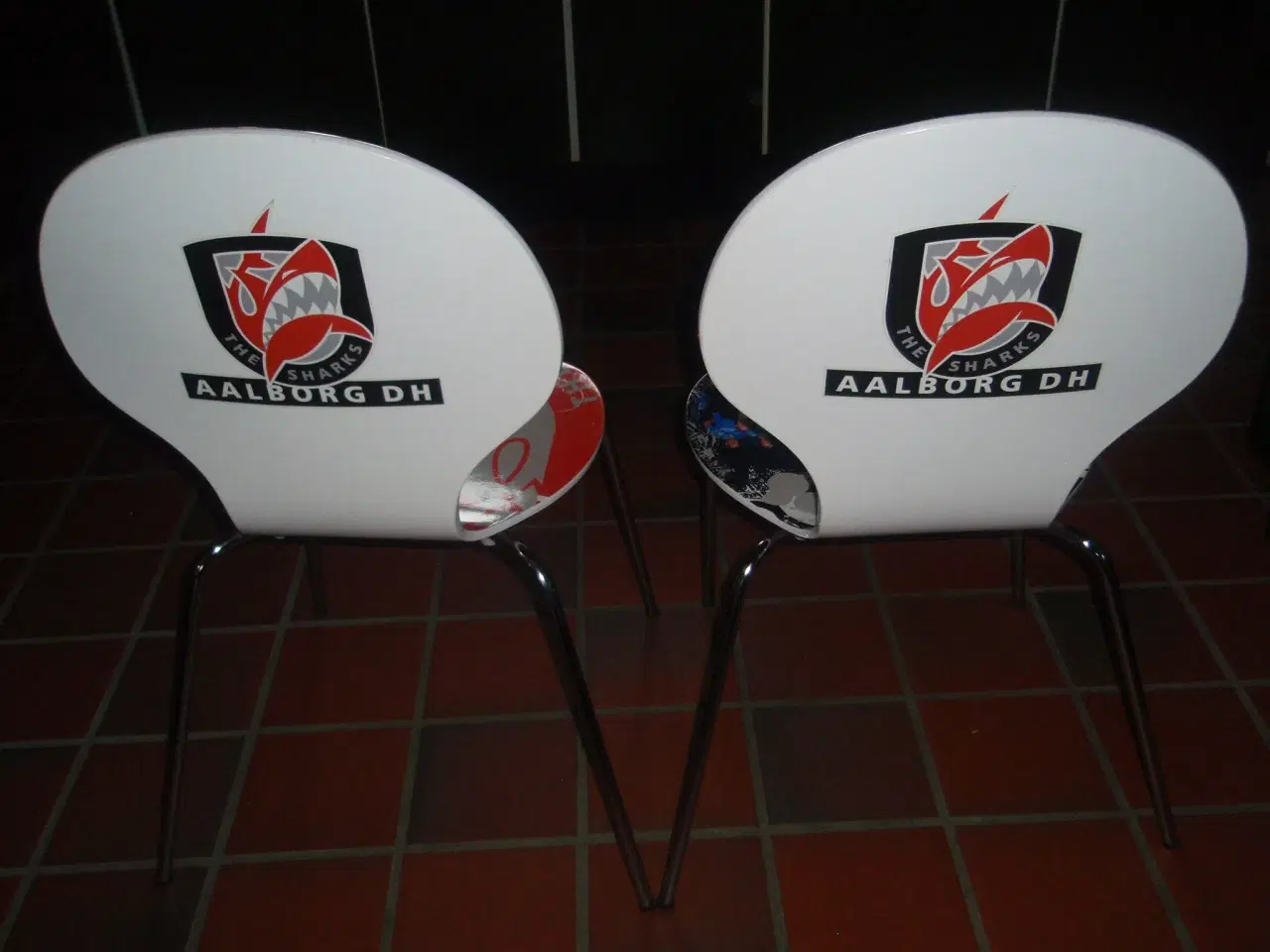 Billede 3 - 2 stk. fanklub stole (AALBORG DH )