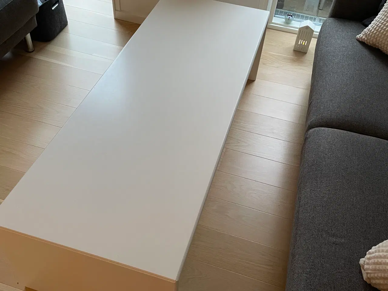 Billede 2 - Hvidt Montana sofabord