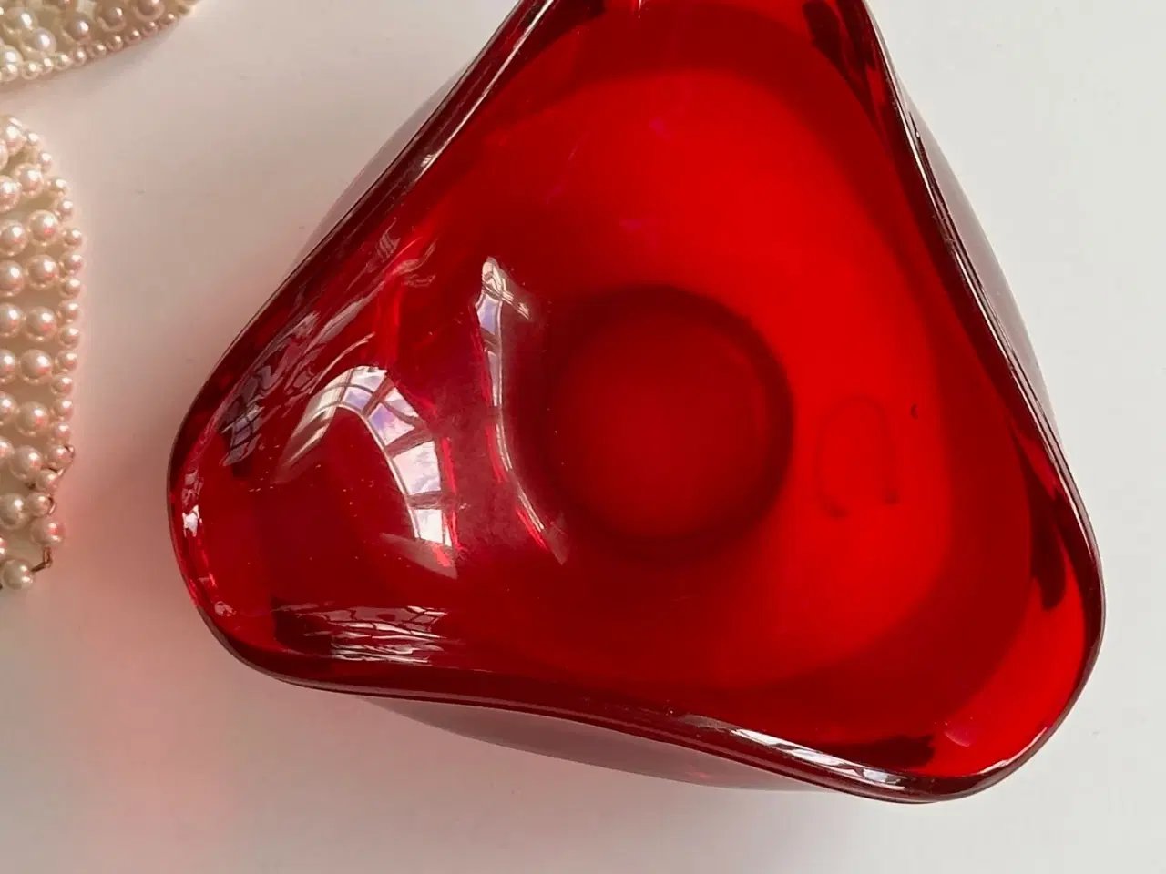 Billede 2 - Rød glasskål