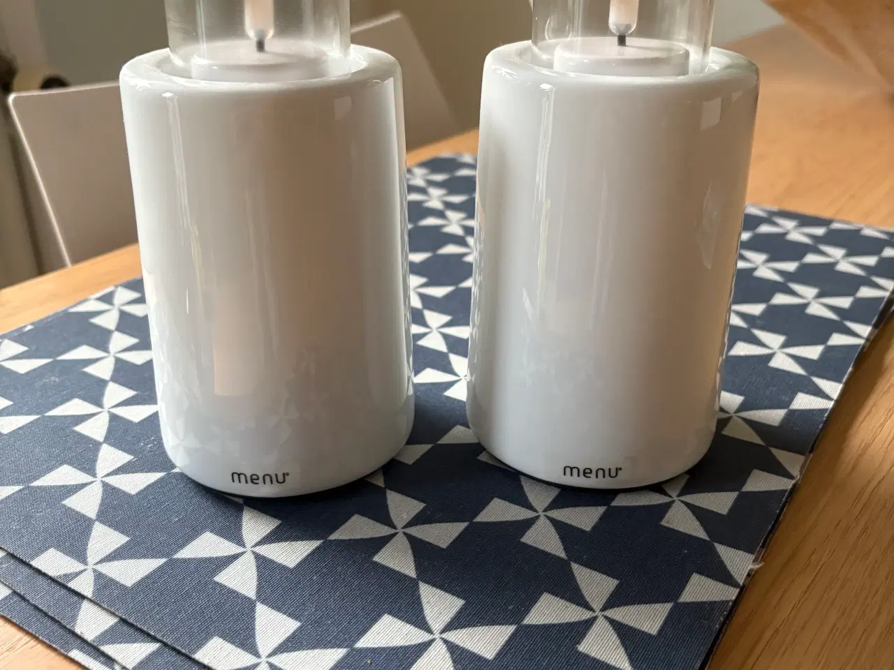 Billede 1 - Fyrfadlysestager fra Menu