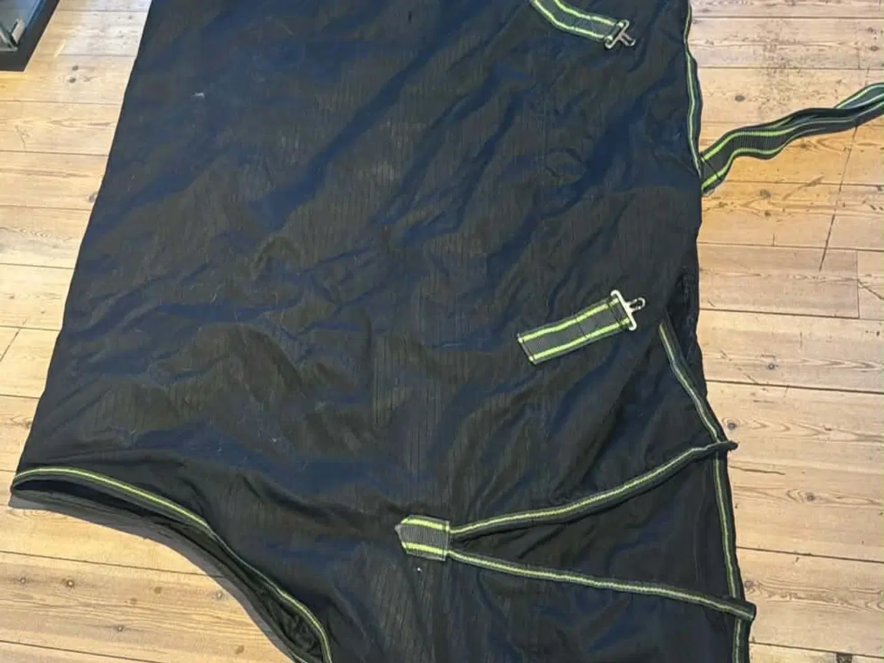 Billede 1 - Dækken 155 200g