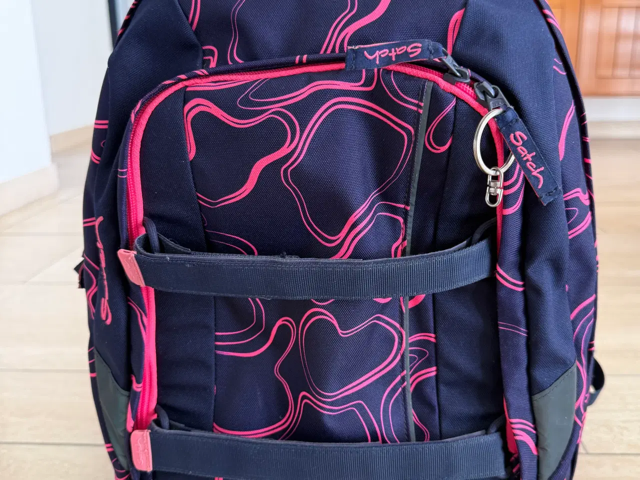 Billede 1 - Skoletaske, mærke "Satch", 30 liter, 7-12 år
