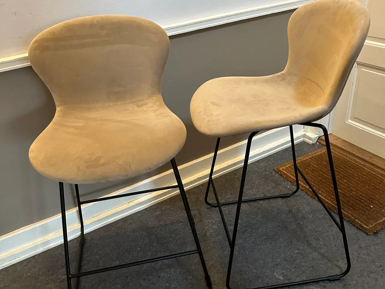 Billede 1 - Adelaide barstole fra BoConcept