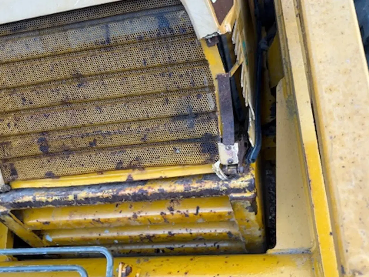 Billede 4 - Hydrema 906C SERIE 2, MANUEL HÅNDTAG. HYDRAULISK SKIFT BAG